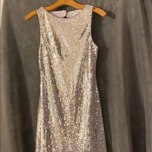 Mini Dress! Cache’ silver sequin Size 8
